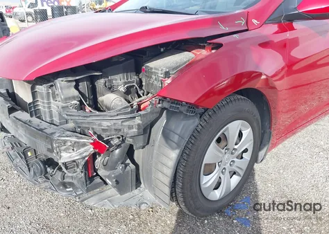 2016 Hyundai Elantra Se из США, поврежденный, VIN KMHDH4AE4GU637743